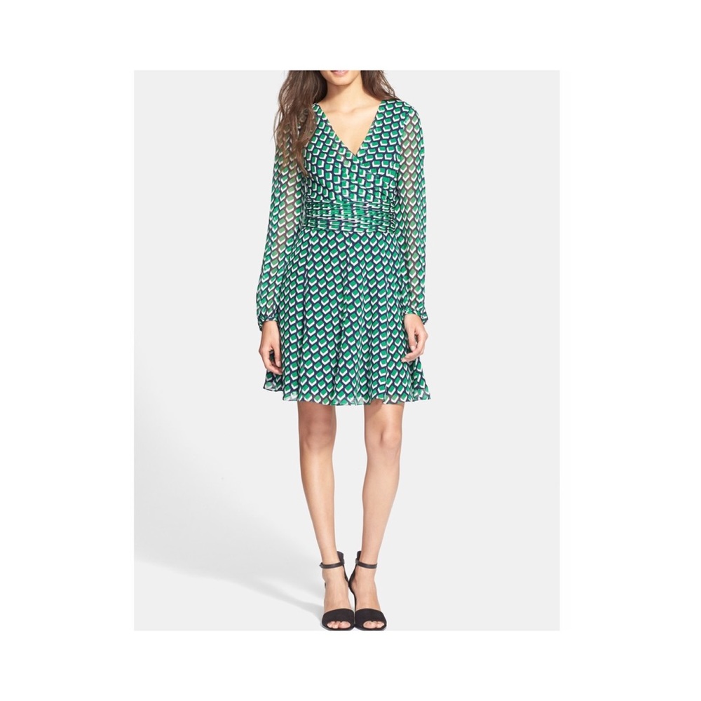 Dress Diane vonFurstenberg silk 100% size 4